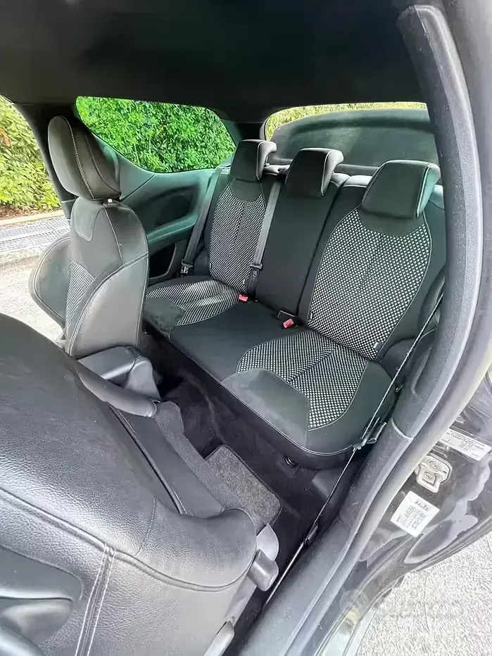 Usata Citroën DS3 95 CV (69 kW) 2011 Nero Utilitaria