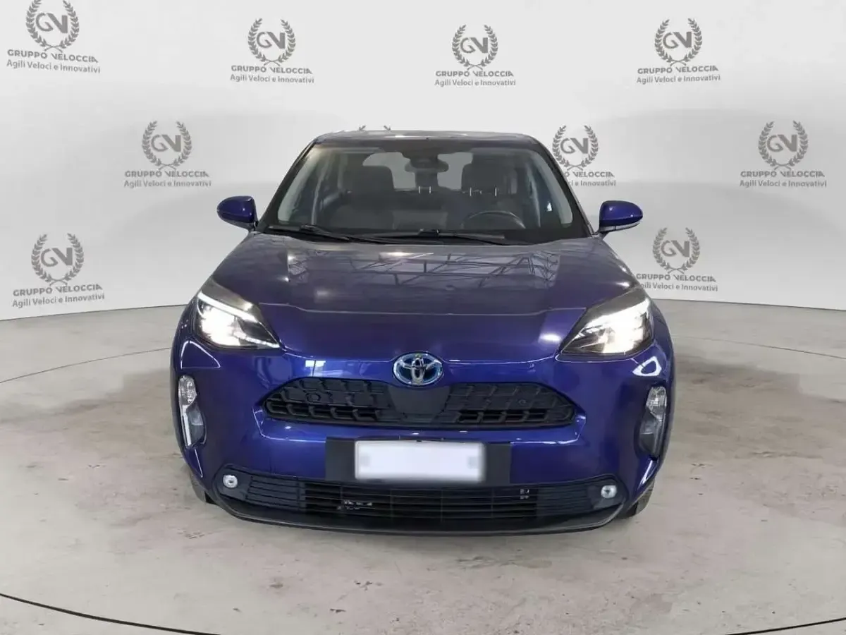 Usata Toyota Yaris Cross Business Edition 116 CV (85 kW) 2022 Bluazzurro SUV