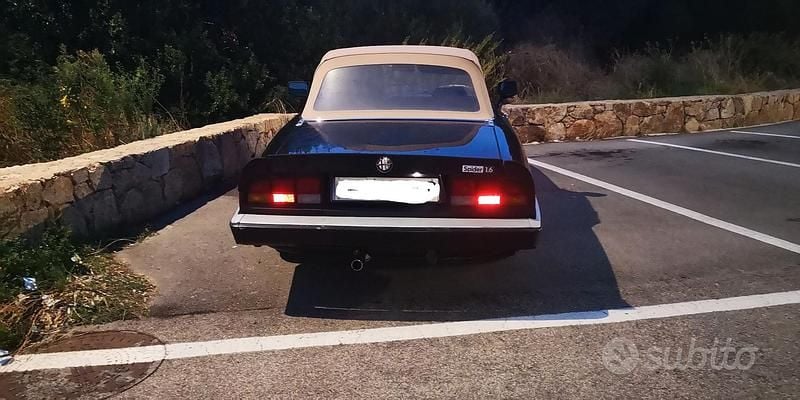 Usata Alfa Romeo Spider 101 CV (74 kW) 1987 Cabrio
