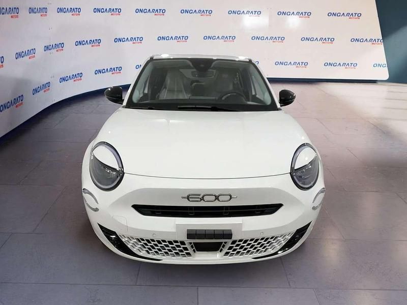 Nuova Fiat 600 La Prima 101 CV (74 kW) 2025 Bianco SUV
