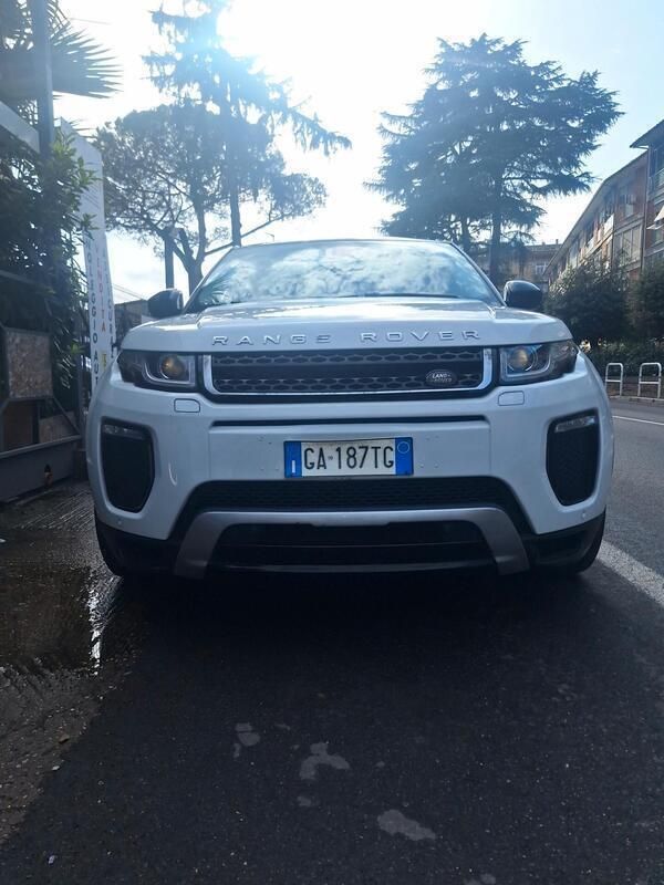 Usata Land Rover Range Rover evoque SE Dynamic 179 CV (131 kW) 2016 Bianco SUV