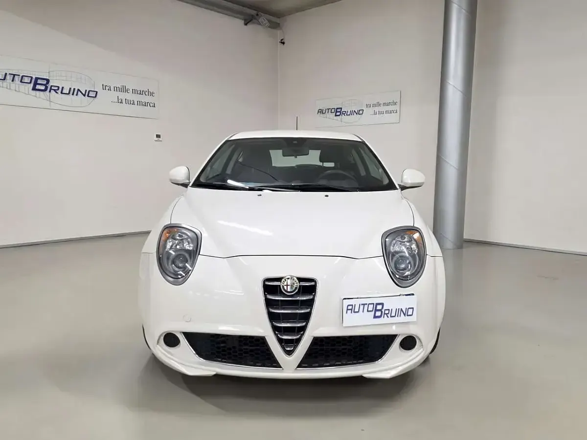 Usata Alfa Romeo MiTo Impression 69 CV (50 kW) 2013 Bianco Utilitaria