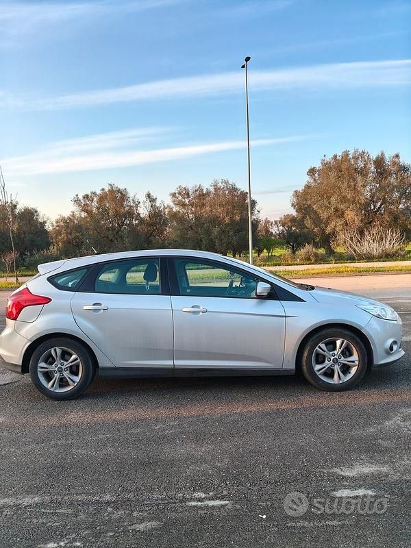 Usata Ford Focus 110 CV (80 kW) 2012 Berlina