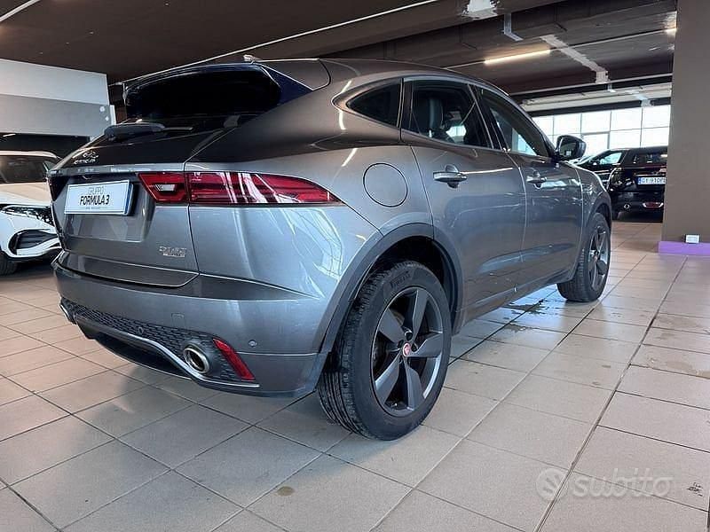 Usata Jaguar E-Pace R-Dynamic 150 CV (110 kW) 2019 Grigio SUV