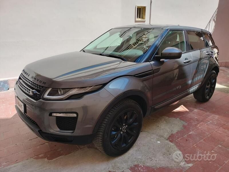 Usata Land Rover Range Rover evoque 150 CV (110 kW) 2017 Grigio SUV