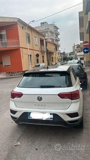 Usata VW T-Roc Style 116 CV (85 kW) 2019 Bianco SUV