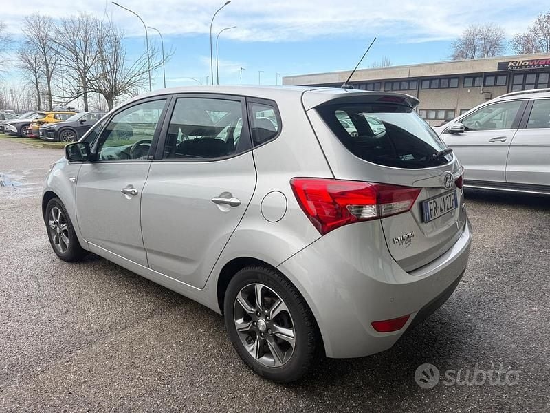 Usata Hyundai i20 90 CV (66 kW) 2018 Grigio Monovolume
