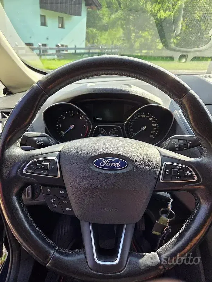Usata Ford Grand C-Max 120 CV (88 kW) 2015 Bluazzurro Monovolume