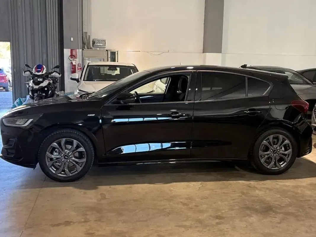 Usata Ford Focus ST-Line X 125 CV (91 kW) 2022 Nero Berlina