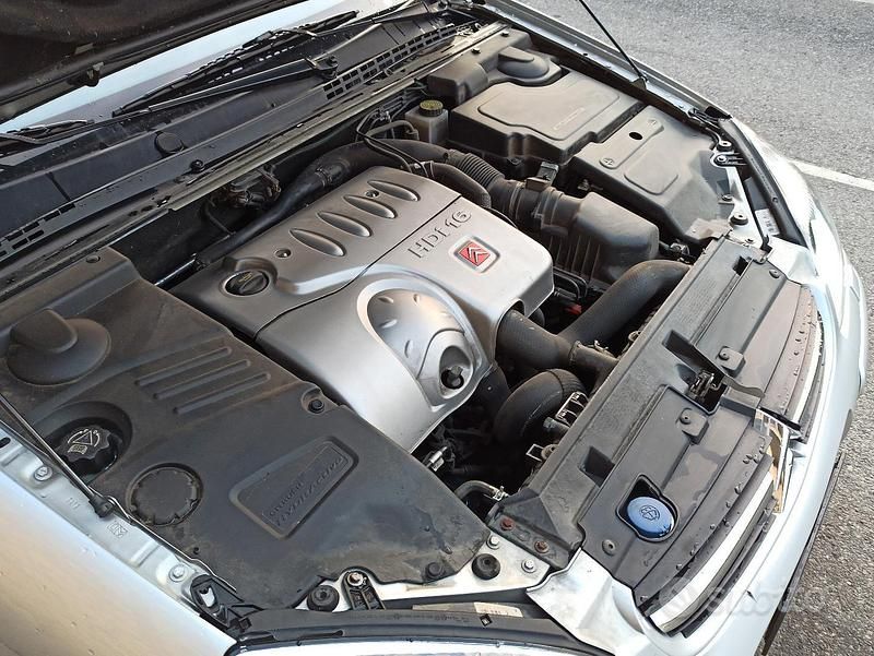 Usata Citroën C5 Exclusive 136 CV (100 kW) 2003 Grigio Berlina