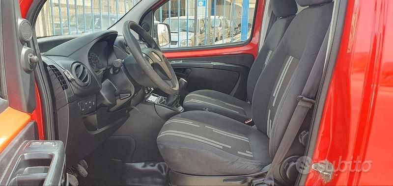 Usata Fiat Fiorino 95 CV (69 kW) 2015 Rosso Monovolume