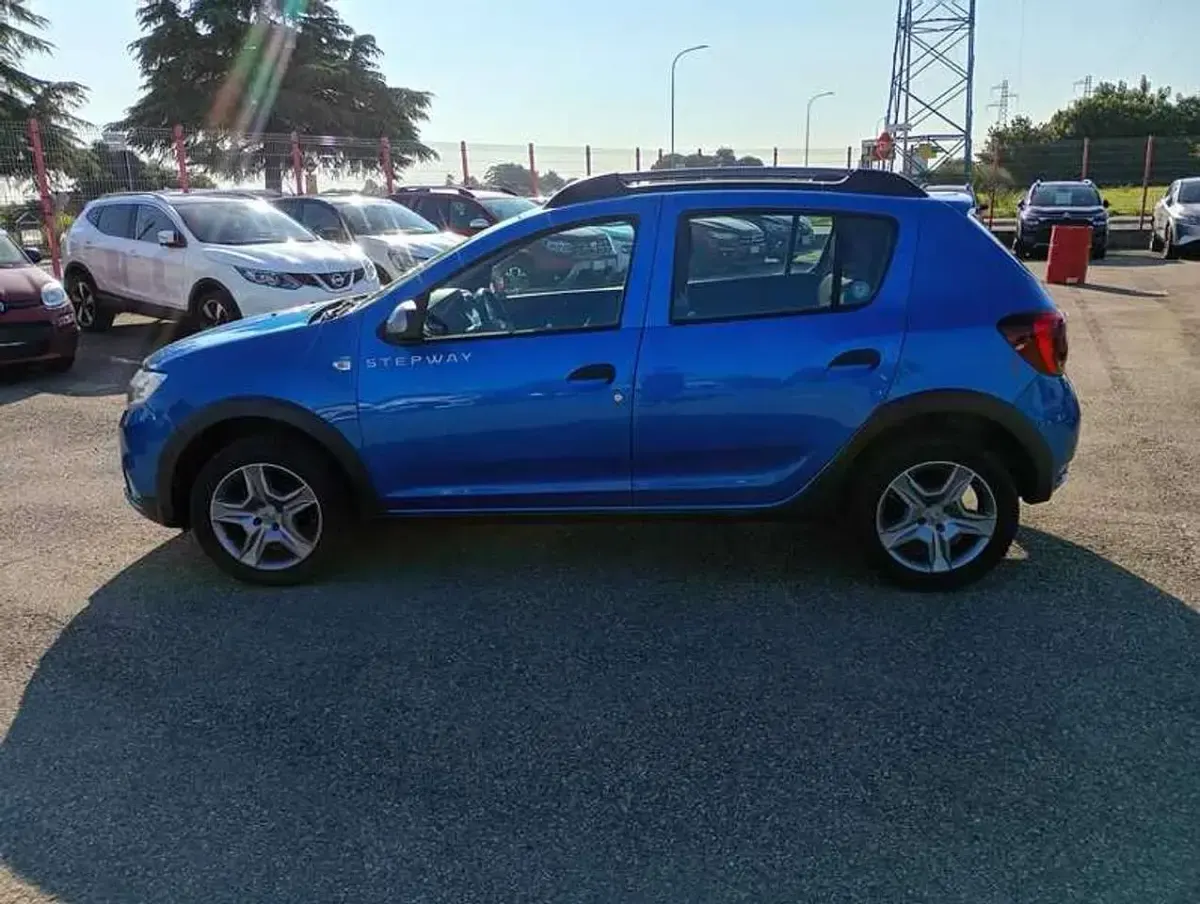 Usata Dacia Sandero Comfort 95 CV (69 kW) 2019 Other Utilitaria