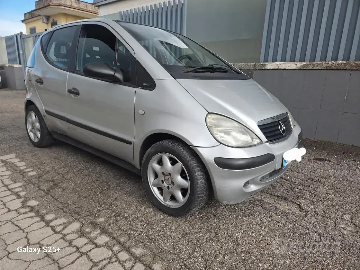 Usata Mercedes A170 95 CV (69 kW) 2003 Grigio Monovolume