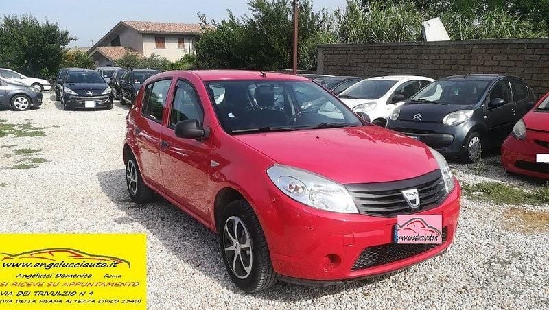 Usata Dacia Sandero 74 CV (54 kW) 2010 Rosso Berlina