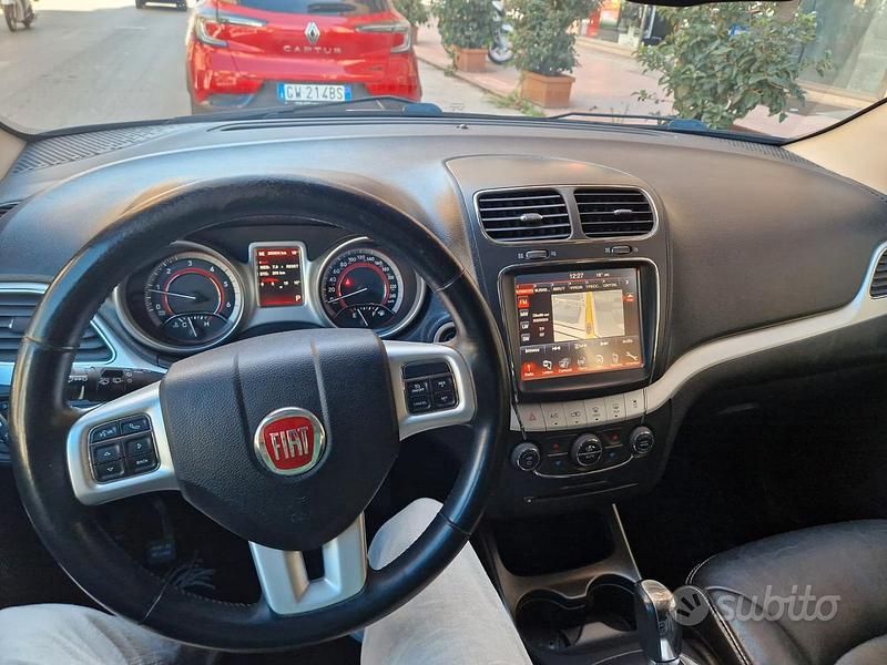 Usata Fiat Freemont 170 CV (125 kW) 2014 Bianco SUV