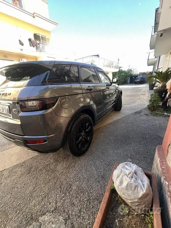 Usata Land Rover Range Rover evoque 150 CV (110 kW) 2017 SUV