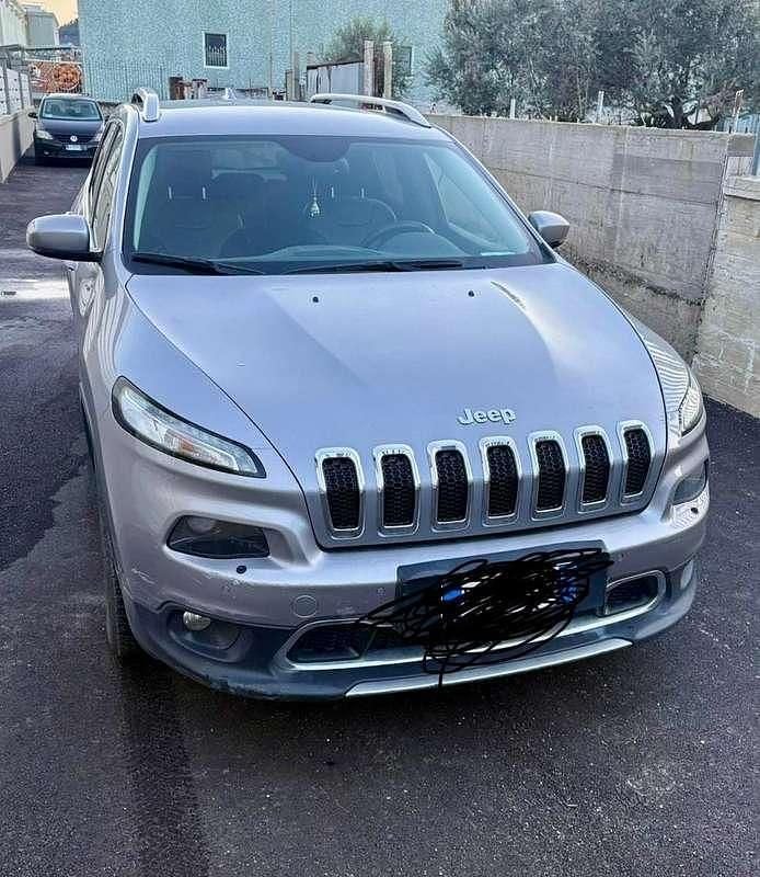 Usata Jeep Cherokee Overland 200 CV (147 kW) 2016 Grigio SUV