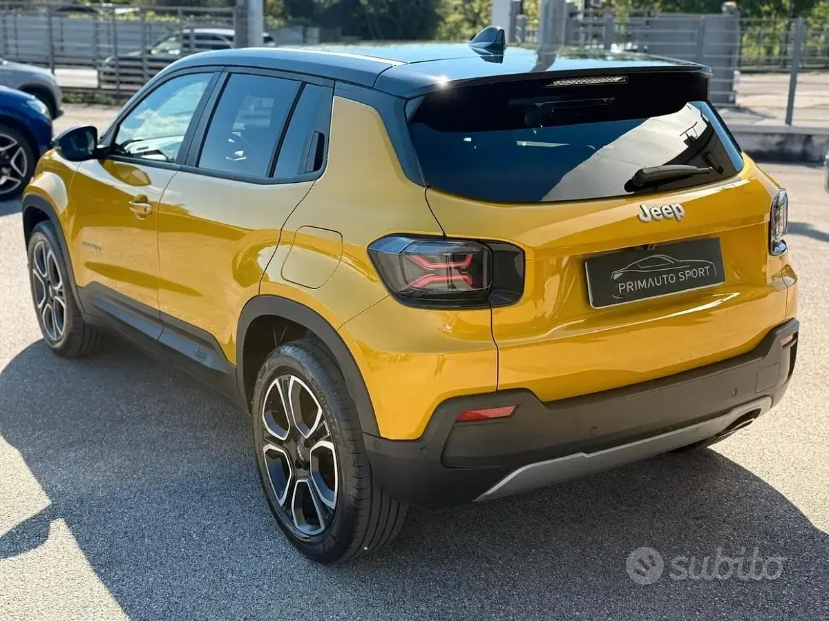 Usata Jeep Avenger Summit 101 CV (74 kW) 2025 Giallo SUV
