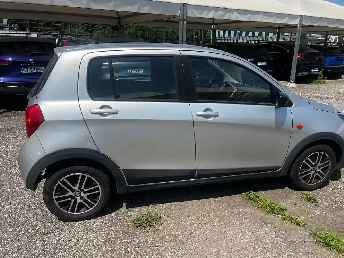 Usata Suzuki Celerio Style 68 CV (50 kW) 2016 Grigio Utilitaria