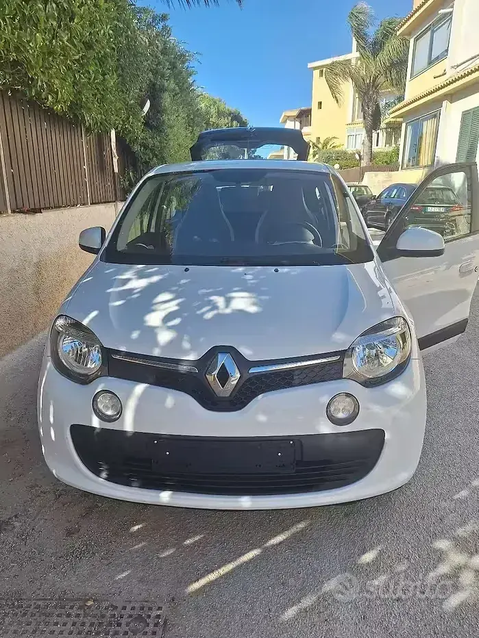 Usata Renault Twingo 70 CV (51 kW) 2015 Bianco Utilitaria