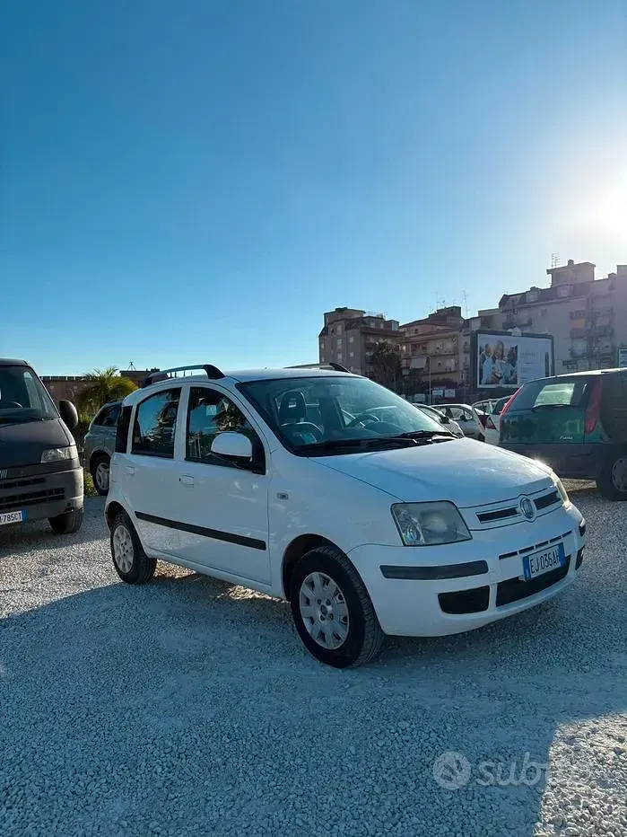 Usata Fiat Panda Active 75 CV (55 kW) 2011 Utilitaria