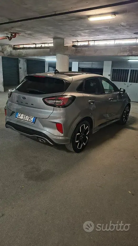 Usata Ford Puma 120 CV (88 kW) 2021 Grigio SUV