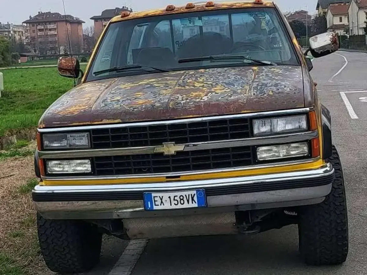 Usata Chevrolet Silverado 211 CV (155 kW) 1992 Giallo SUV