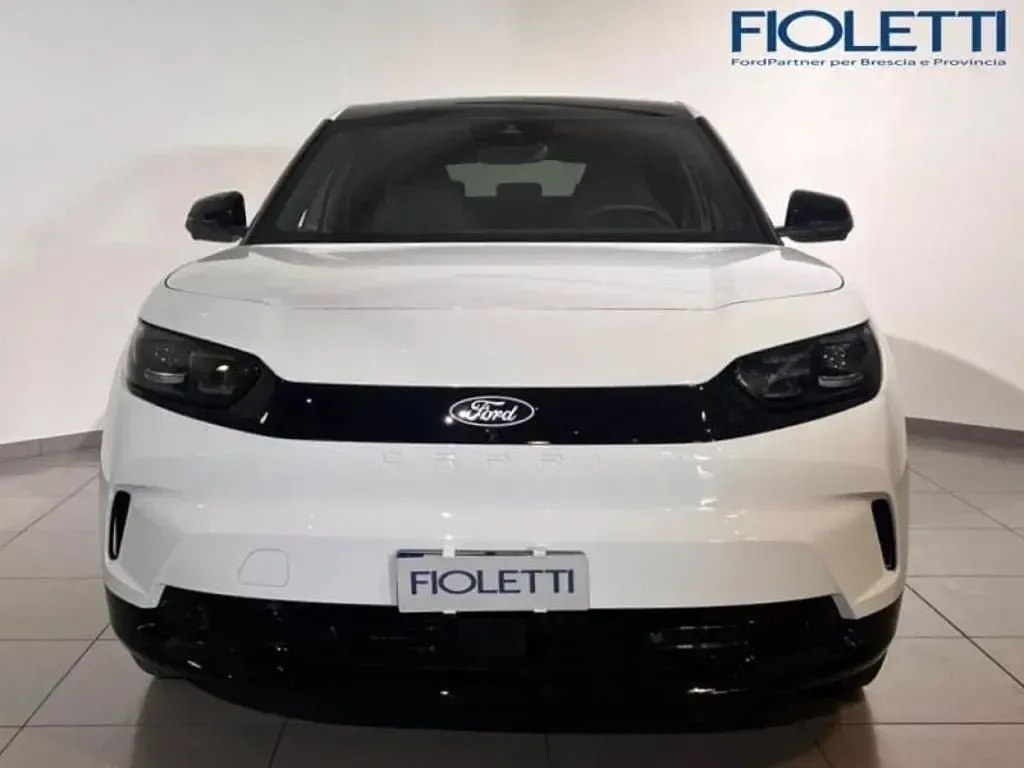 Usata Ford Capri Premium 210 kW (286 CV) 2025 Bianco frozen SUV