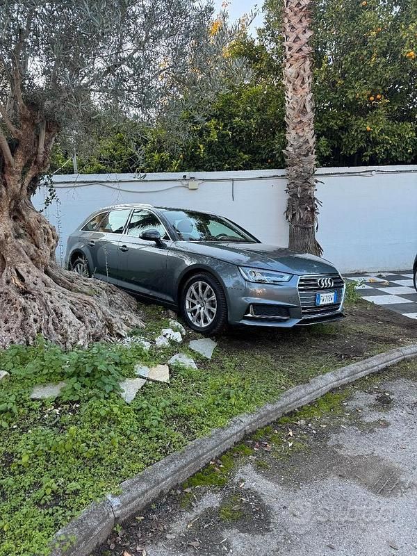 Usata Audi A4 122 CV (89 kW) 2019 Grigio Station wagon
