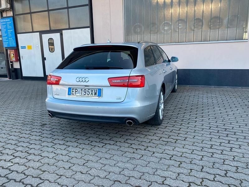 Usata Audi A6 245 CV (180 kW) 2013 Argento Station wagon
