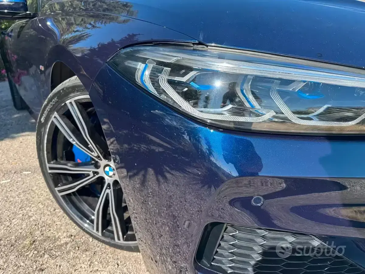Usata BMW 840 Comfort Edition 320 CV (235 kW) 2020 Bluazzurro Coupé