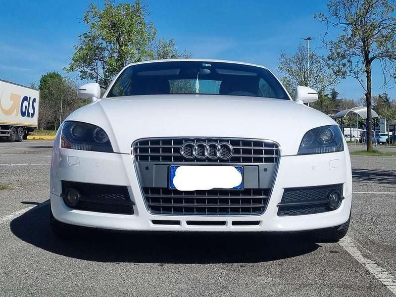 Second-hand Audi TT Advanced Plus 160 CP (117 kW) 2009 Alb Coupe
