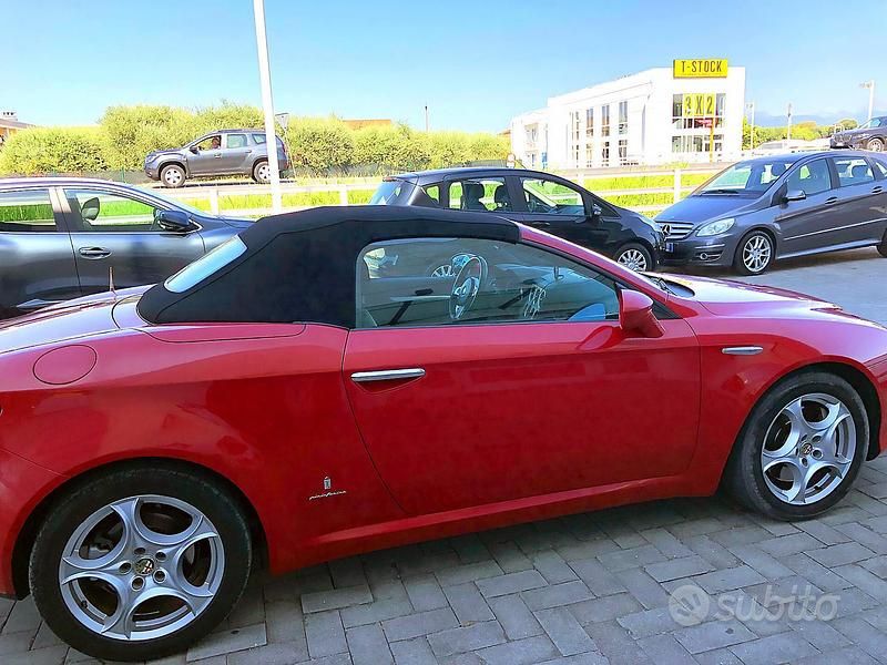 Usata Alfa Romeo Brera 210 CV (154 kW) 2008 Rosso Coupé