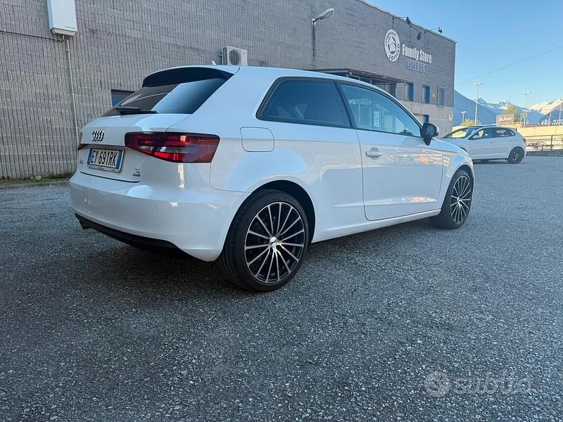 Usata Audi A3 Ambiente 110 CV (80 kW) 2015 Bianco Berlina