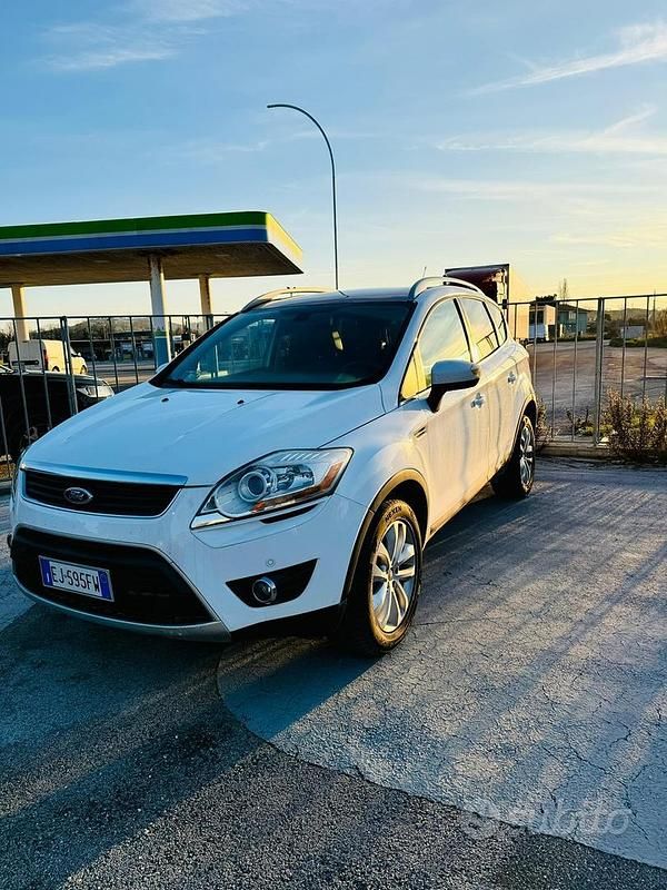 Usata Ford Kuga 2011 Bianco SUV