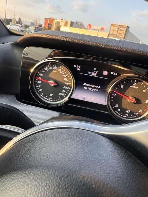 Usata Mercedes E220 Premium Plus 194 CV (142 kW) 2019 Berlina