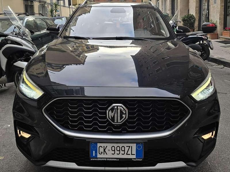 Nero Usata 2022 MG ZS Luxury SUV | 11.200 € (Ottimo prezzo) - Immagine 1/4