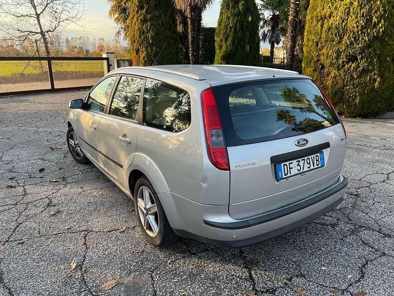 Occasion Ford Focus Style 90 ch (66 kW) 2007 Argent Break
