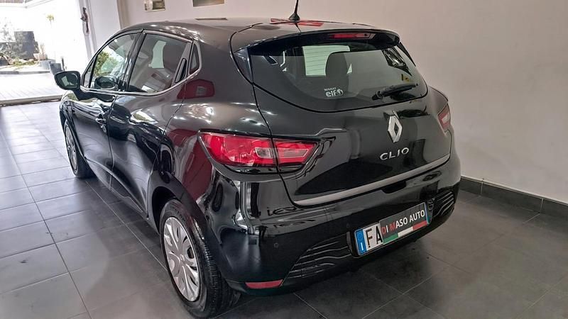 Usata Renault Clio IV 75 CV (55 kW) 2015 Nero Berlina