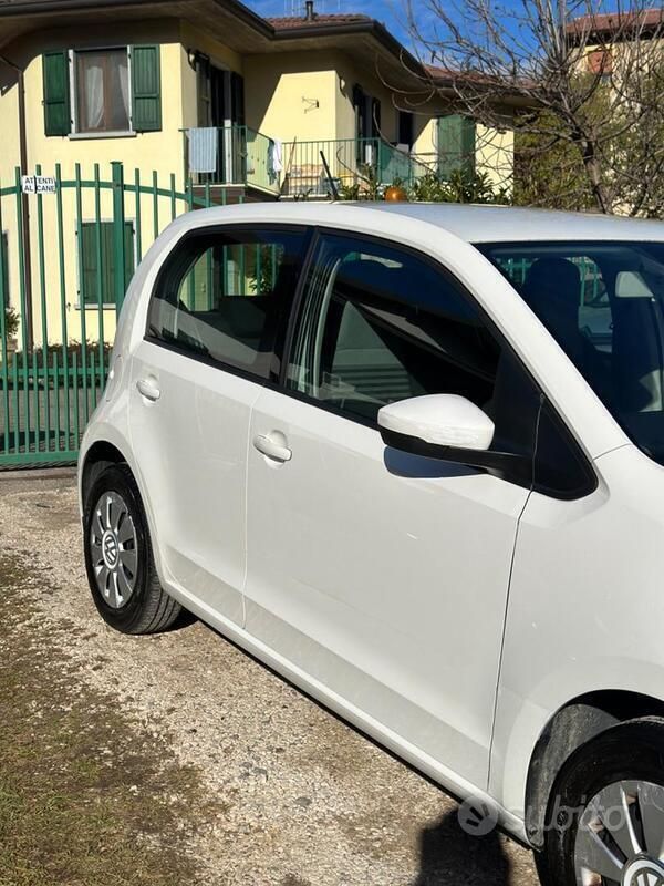Usata VW up! 68 CV (50 kW) 2018 Bianco Utilitaria