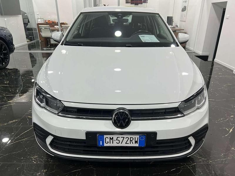 Usata VW Polo Life 95 CV (69 kW) 2023 Grigio Berlina