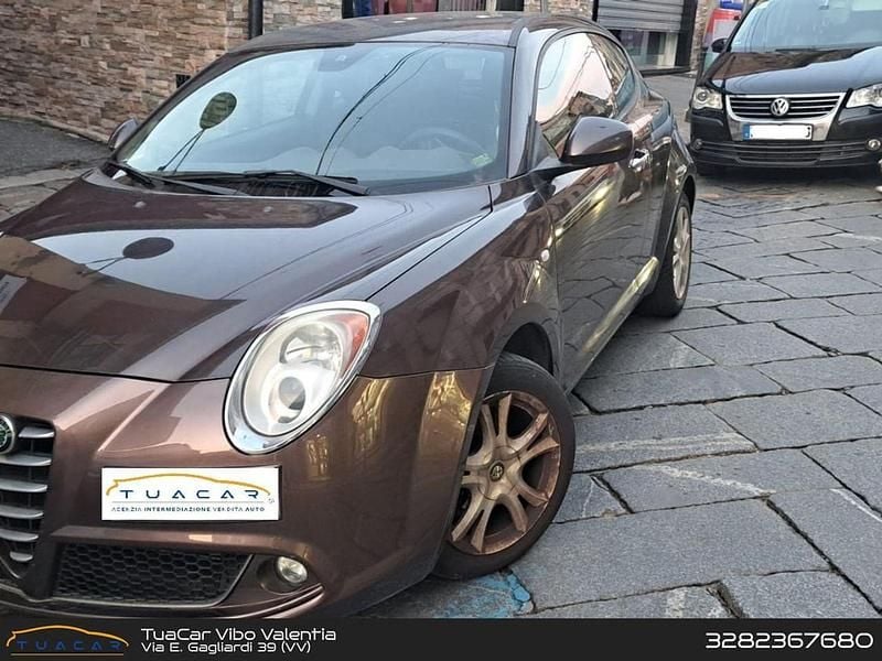 Bronze Usata 2011 Alfa Romeo MiTo Progression Utilitaria | 6000 € (Buon prezzo) - Immagine 1/4