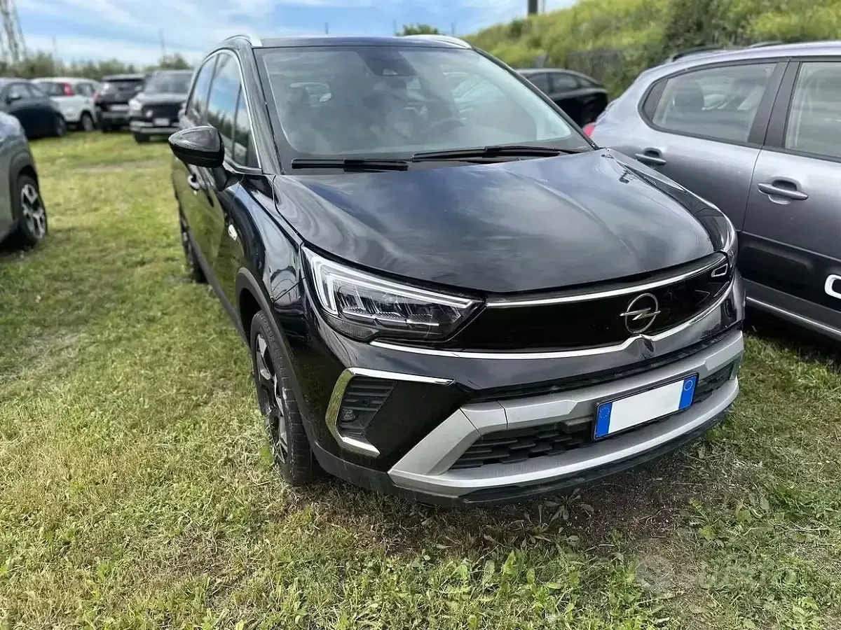Usata Opel Crossland X Elegance 110 CV (80 kW) 2023 Nero SUV