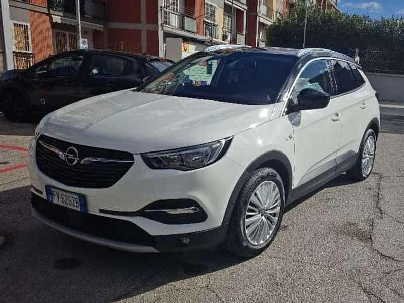 Usata Opel Grandland X Innovation 131 CV (96 kW) 2019 Bianco SUV