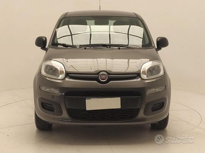 Usata Fiat Panda 69 CV (50 kW) 2022 Grigio Utilitaria