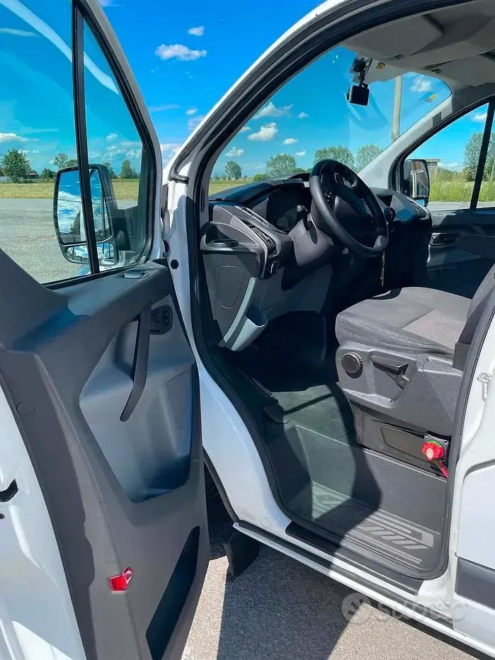 Usata Ford Transit Custom 101 CV (74 kW) 2016 Bianco Berlina