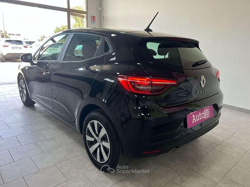 Usata Renault Clio V Equilibre 101 CV (74 kW) 2023 Nero Berlina