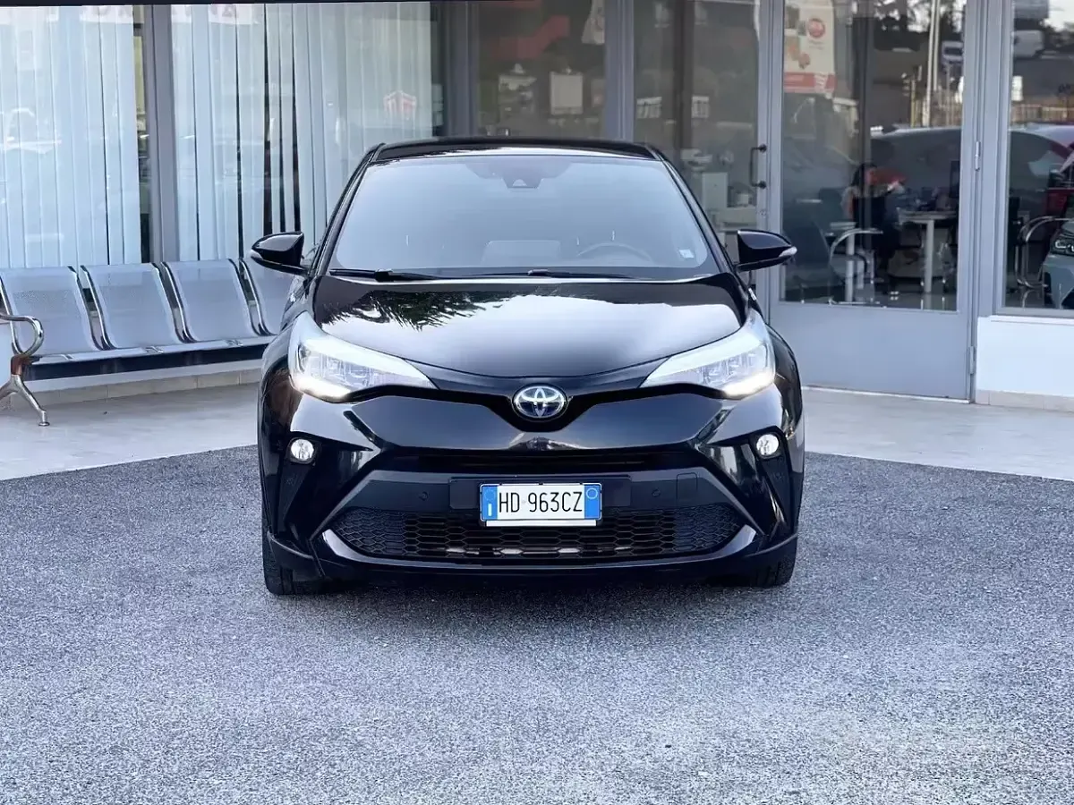 Usata Toyota C-HR 152 CV (111 kW) 2020 Nero SUV