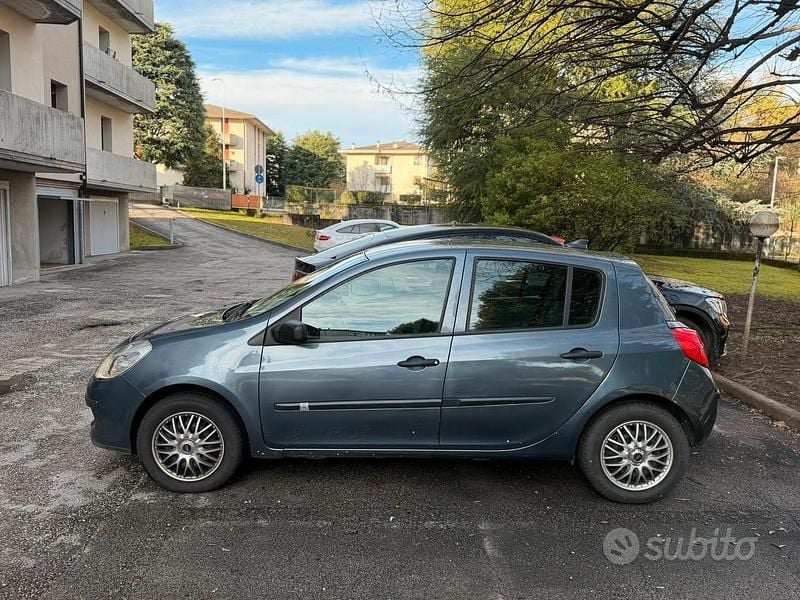 Usata Renault Clio III 2005 Berlina