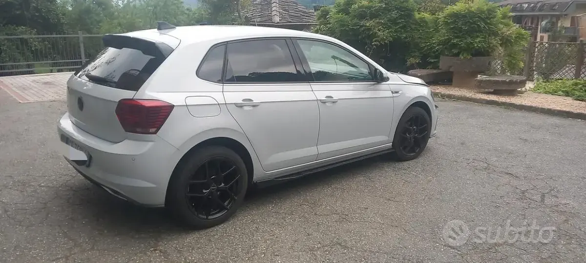 Usata VW Polo R-line 95 CV (69 kW) 2020 Bianco Utilitaria